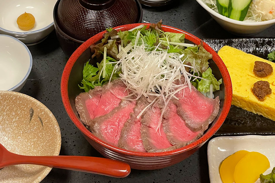 松阪牛ローストビーフ丼